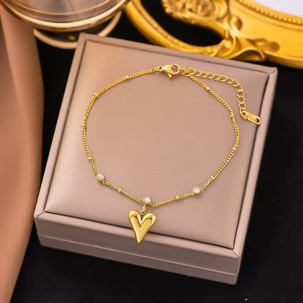 18K Gold-Plated Titanium Steel Heart Bracelet – Dainty Women’s Chain with Crystal Accents (20cm + 5cm Extender