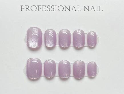Monochrome Handcrafted Press-On Nail