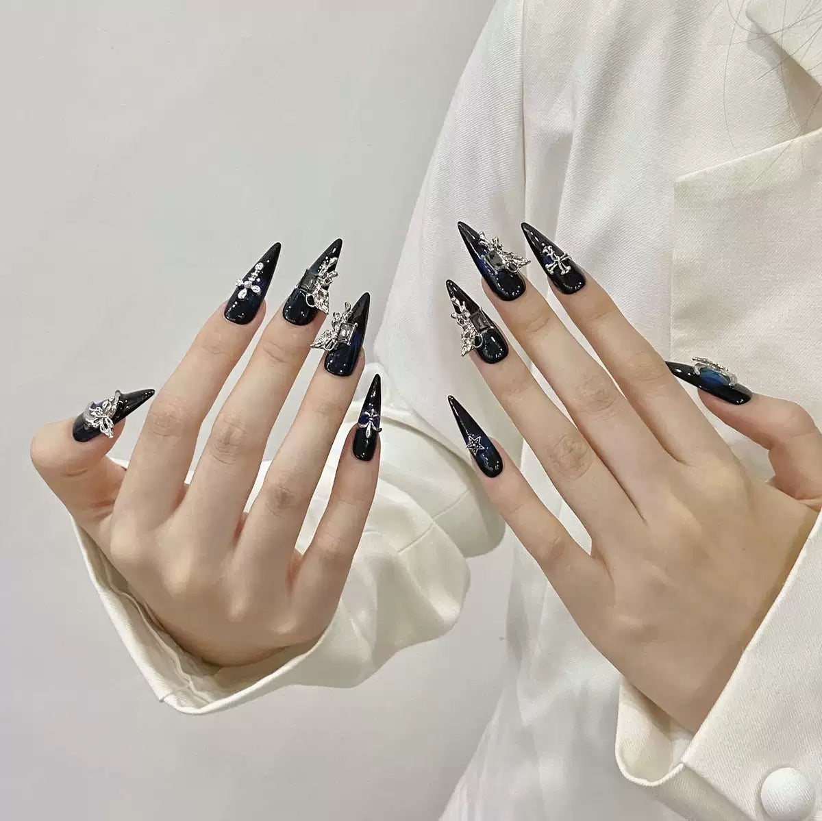 Handmade Press-On Nails – Metallic Dark Series, Trendy Baddie Style, Viral Gothic Butterfly Design