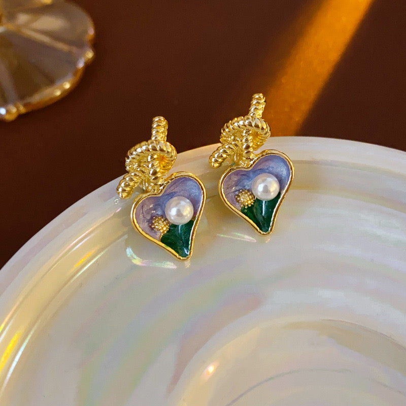 Purple Heart Knot Oil Drop Pearl Earrings (Real-Gold Plating)