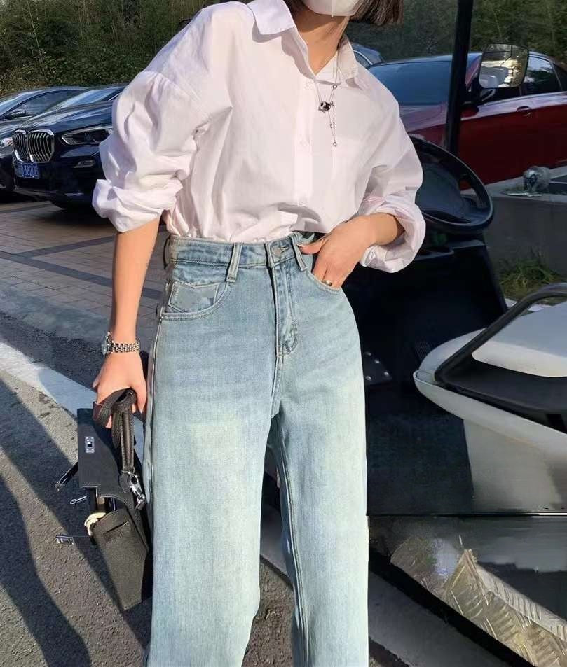 Thin Light Blue Center Rubbed Denim Trousers
