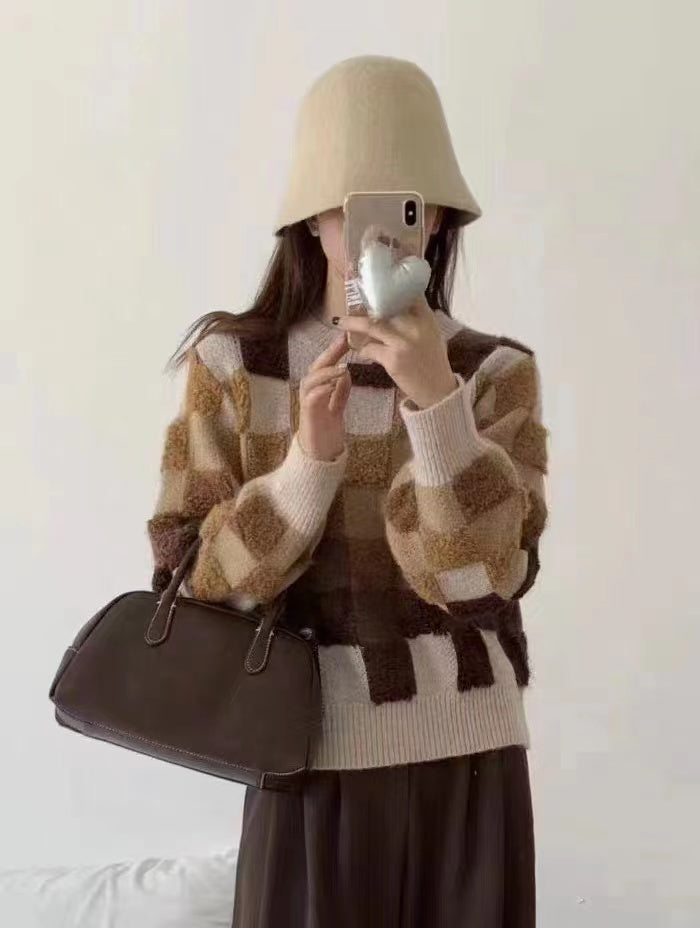 Contrast Checkered Sweater (Two Color Options)