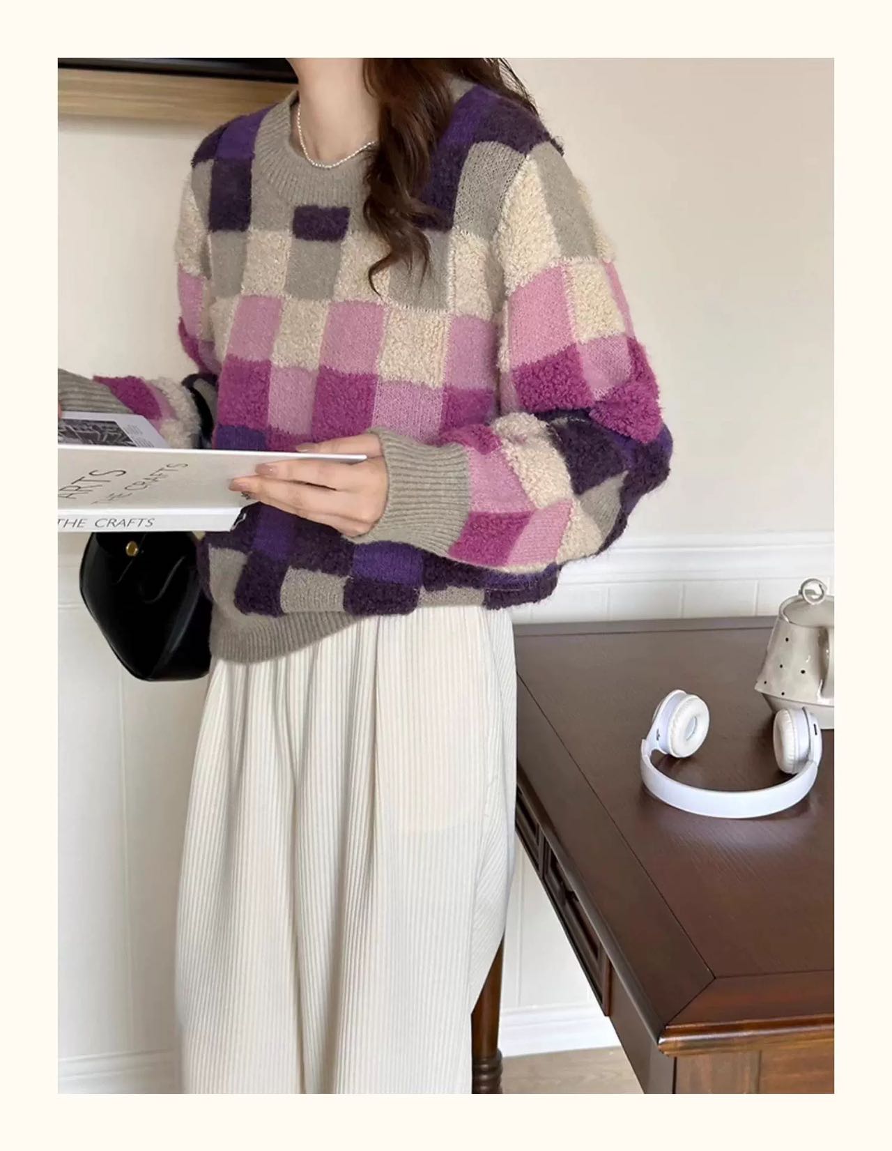 Contrast Checkered Sweater (Two Color Options)