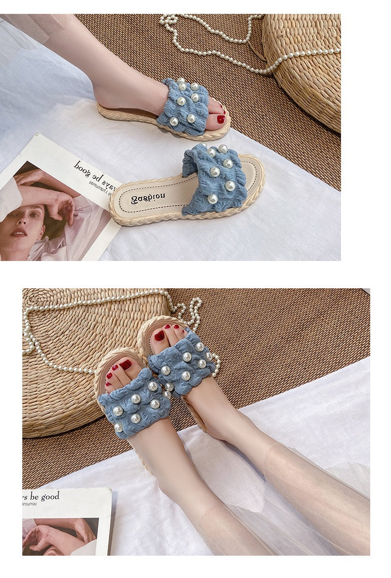Women’s Pearl Plush Slides – Sky Blue