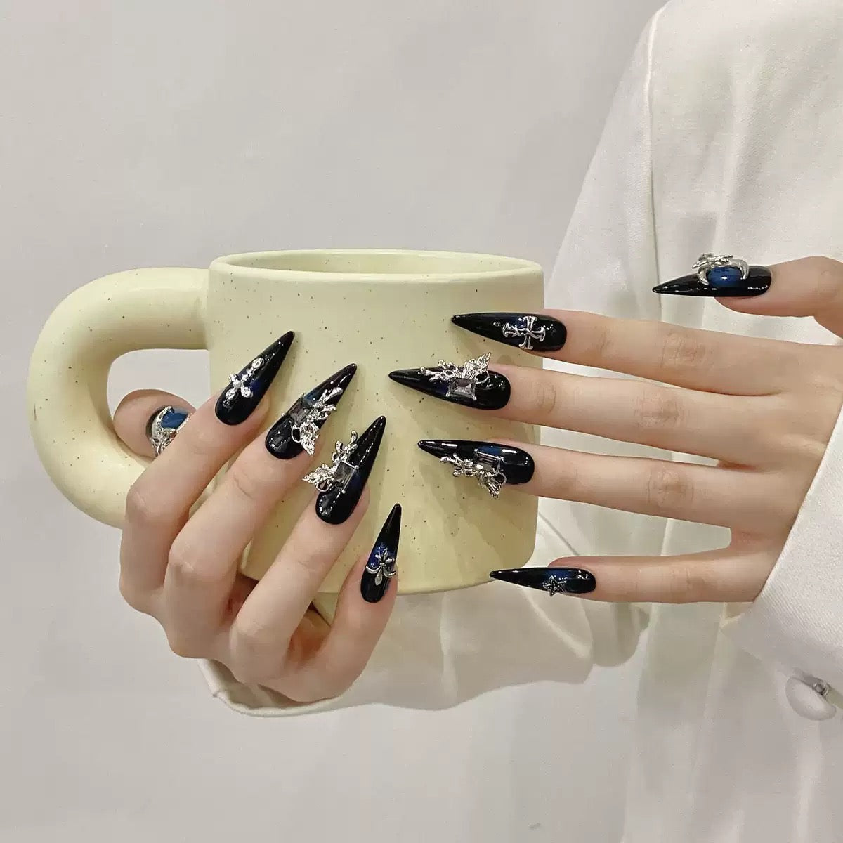 Handmade Press-On Nails – Metallic Dark Series, Trendy Baddie Style, Viral Gothic Butterfly Design