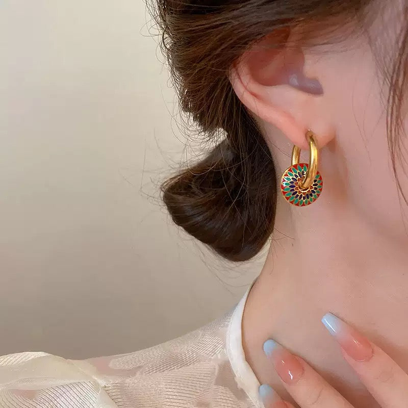 Retro Enamel Jewelry Set – Colorful Drop Glaze Hoop Earrings & Pendant Necklace (2-Piece Set)