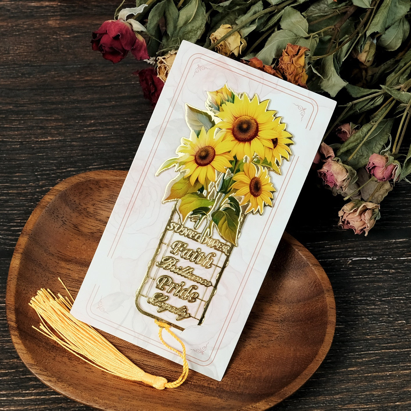 Floral Language Metal Bookmarks – Vintage Vase Tassel