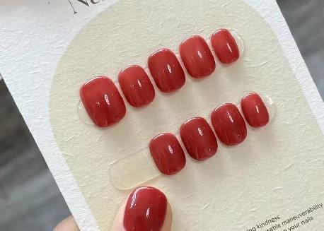 Monochrome Handcrafted Press-On Nail