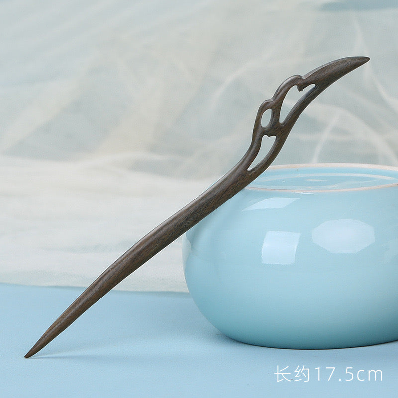 Green Sandalwood Hair Stick – Minimalist Classical Chinese Hairpin | 17.5–18c