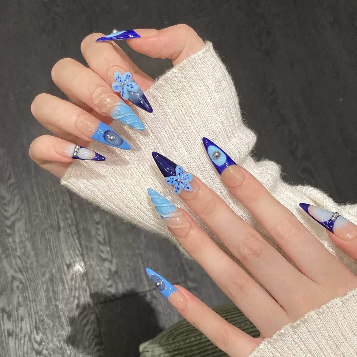 Ocean-Inspired Handmade Press-On Nails – 3D Carved Floral Embossed Design, Fully Hand-Painted.