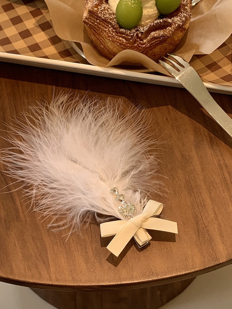 Elegant Feather Bow Hair Clip – Aesthetic Duckbill Clip for Women, Party Side Hair Barrette