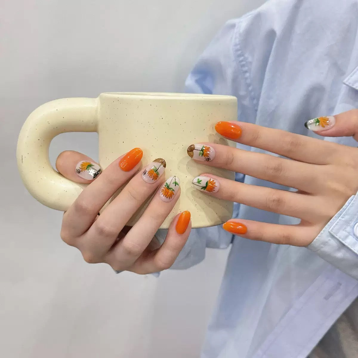 Handmake press-on nail——Detachable Fake Nail Tips with Autumn Chrysanthemum Design, Brightening Effect(10pcs)
