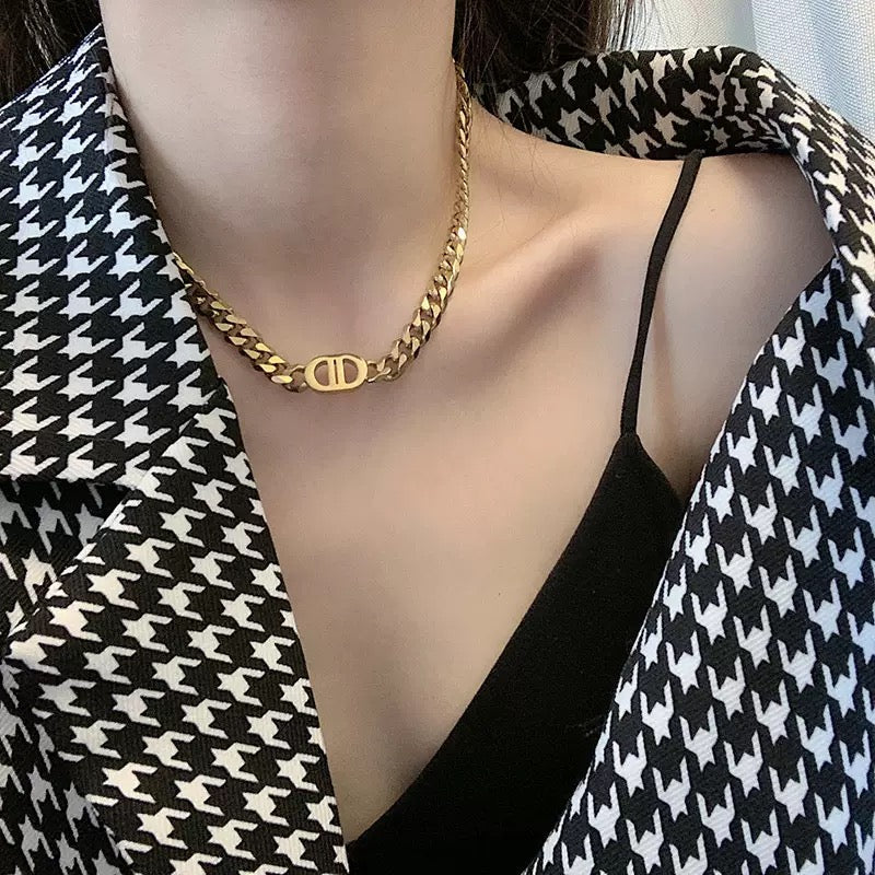 18K Gold-Plated Double D Titanium Steel Cuban Chain Set – Hip-Hop Style Necklace & Bracelet for Men & Women (Non-Tarnish)