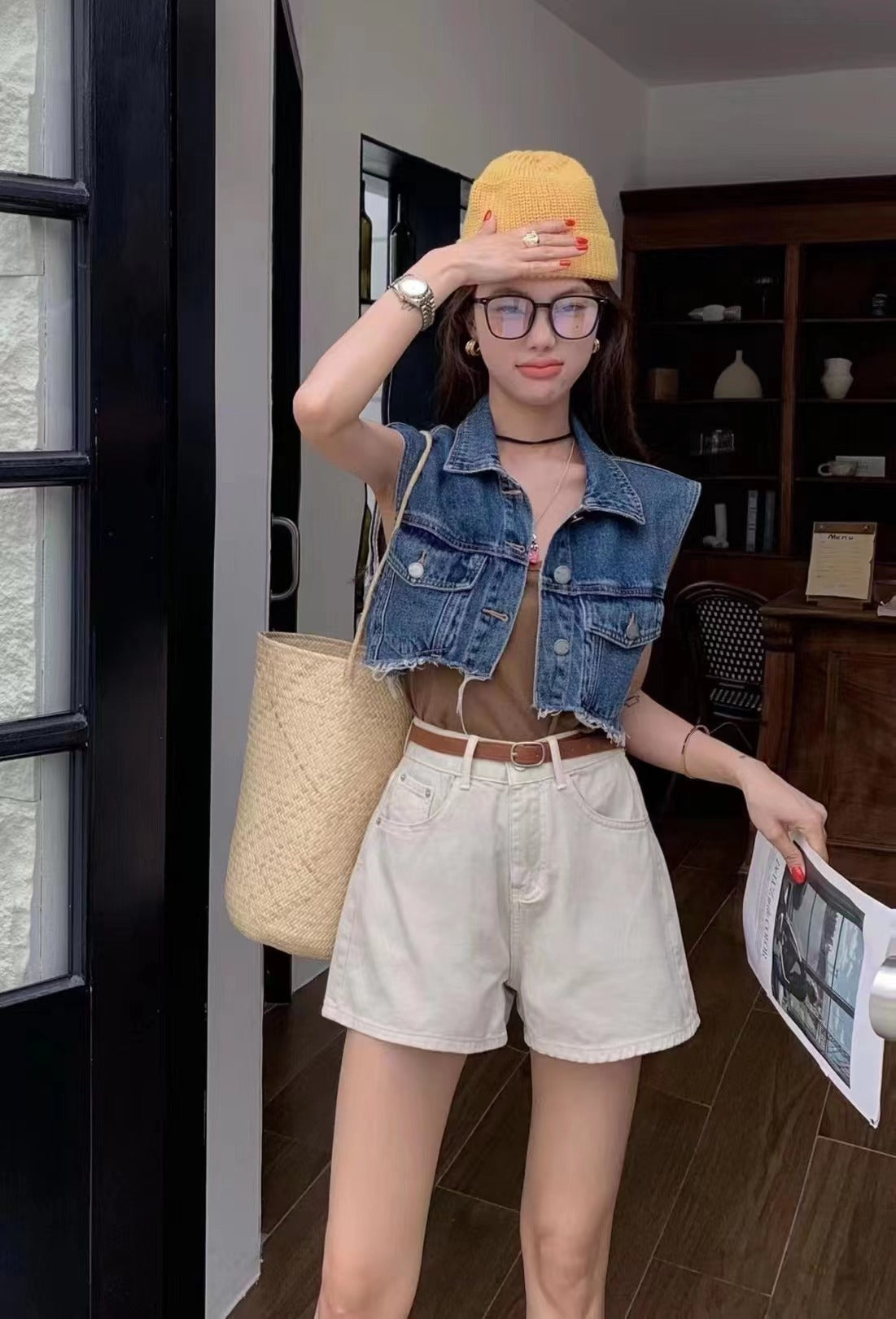 high-waisted, wide-legged A-shape denim shorts (4 colors option)