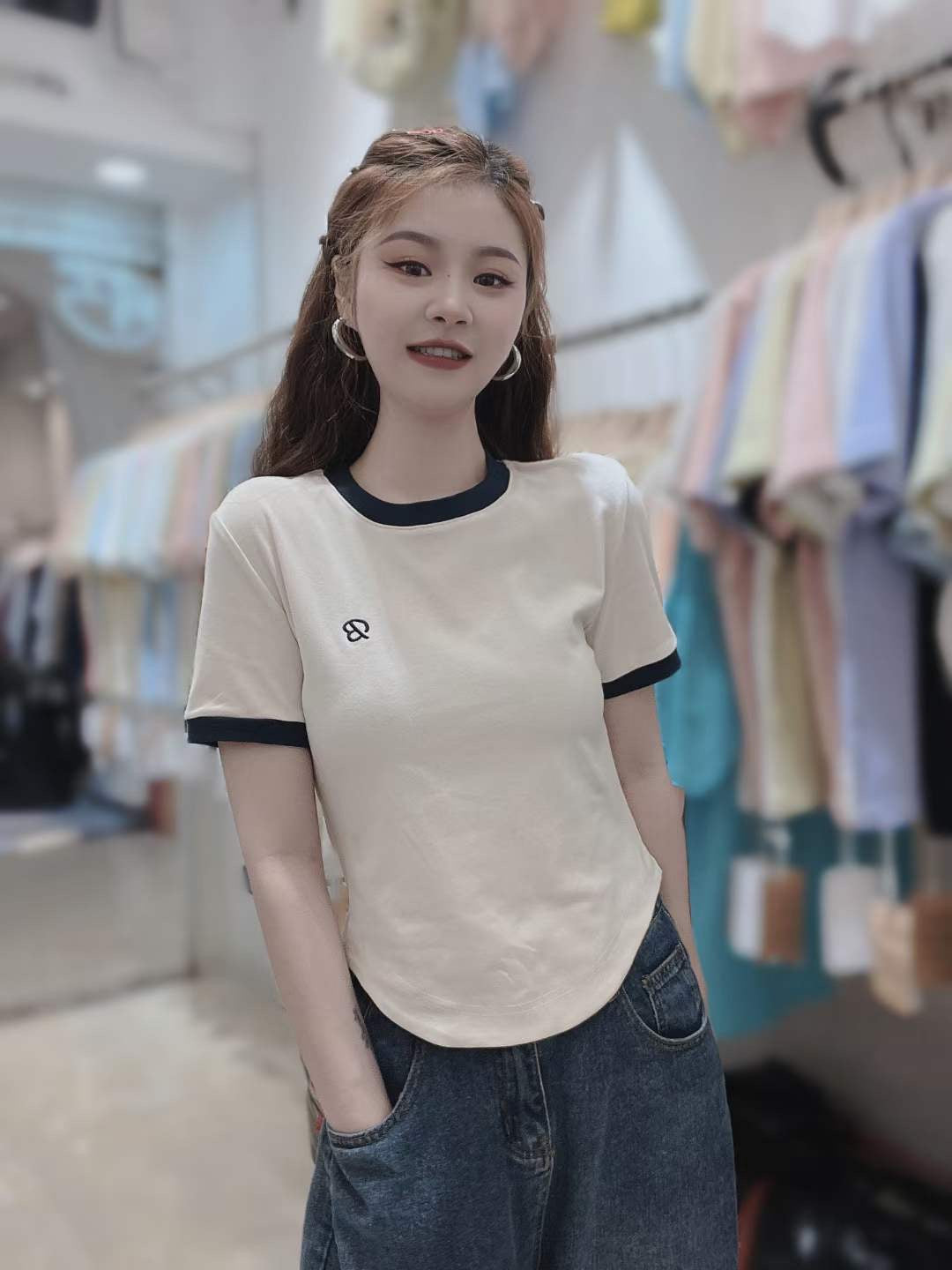 Solid Colour Neckline Cuffs Heterochromatic Rounded Hem T-Shirt