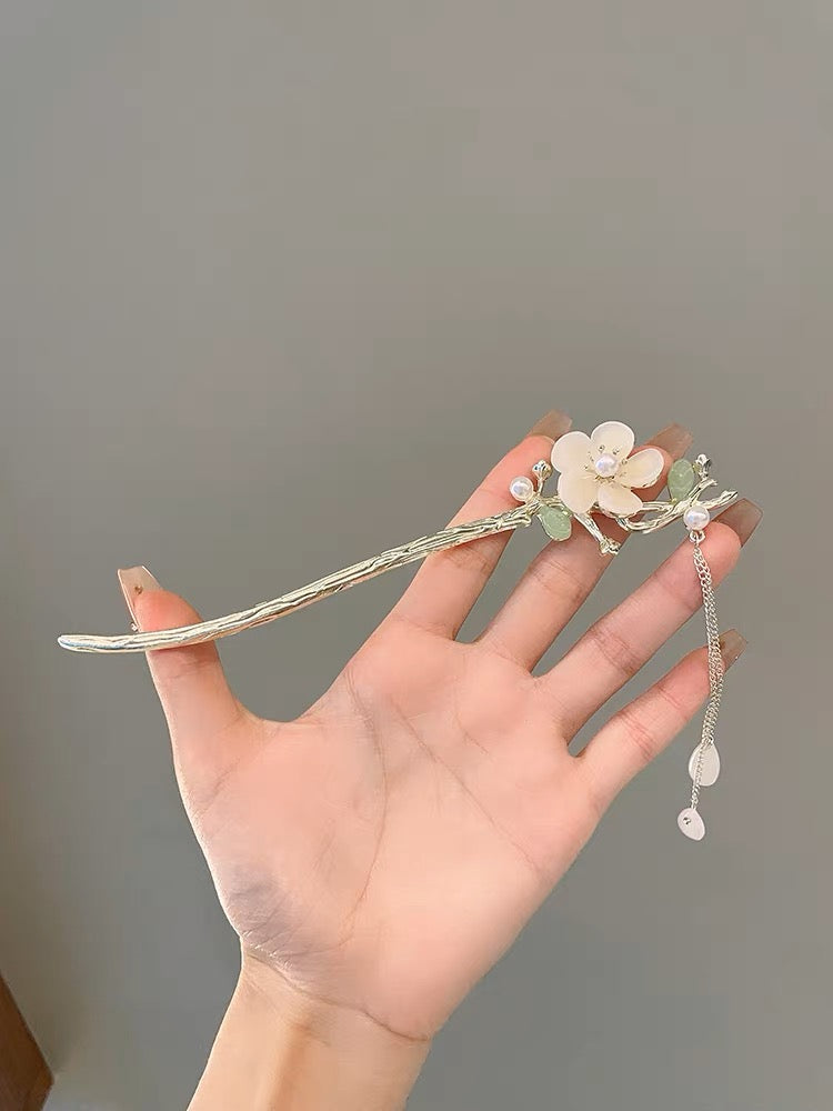 Five Petal Flower Hairpin