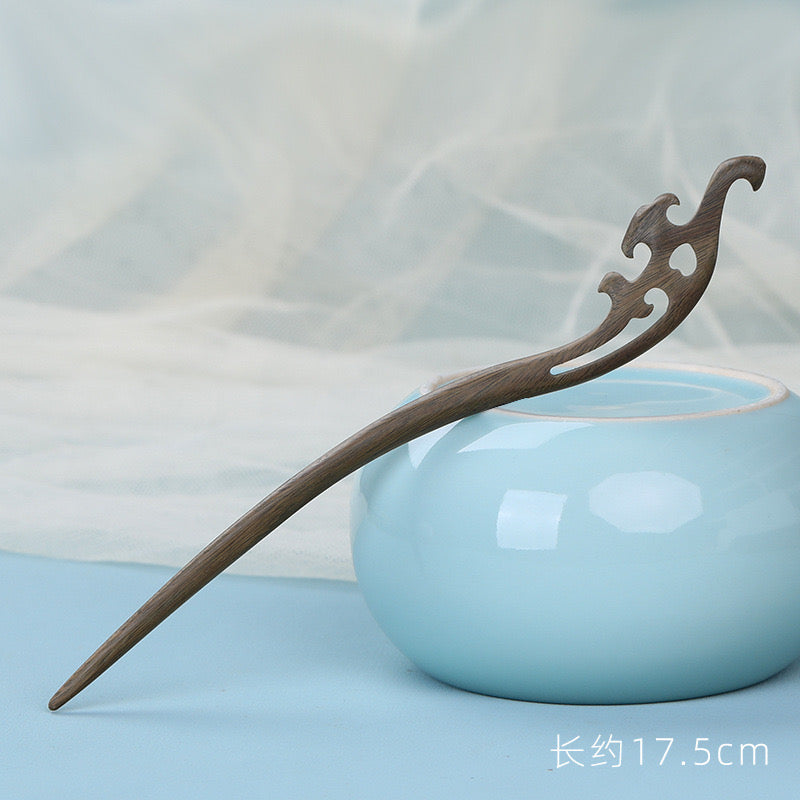 Green Sandalwood Hair Stick – Minimalist Classical Chinese Hairpin | 17.5–18c