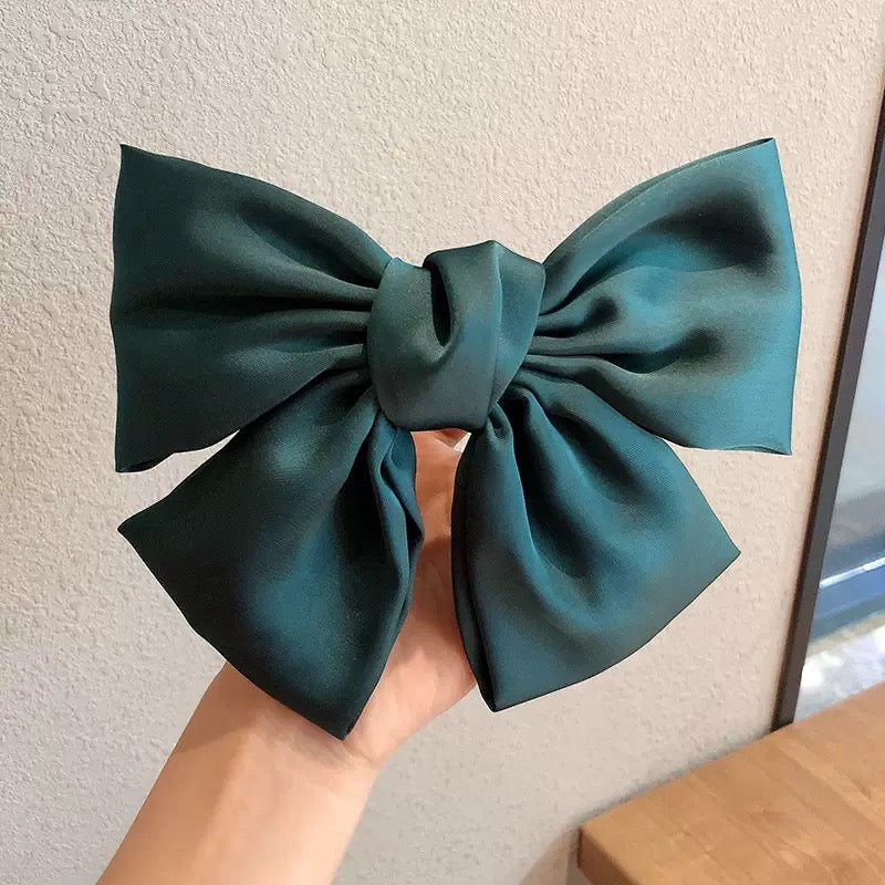 Lolita Style Large Bow Hair Clip – Japanese JK Girl Spring Clip Barrette, Elegant Back Head Accessory