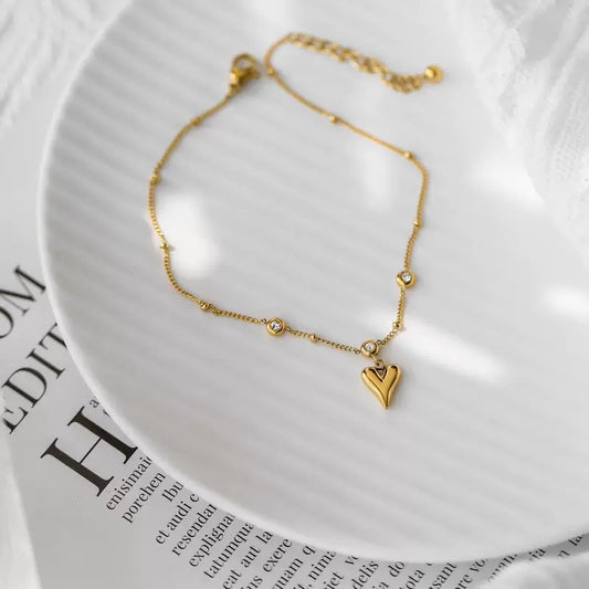 18K Gold-Plated Titanium Steel Heart Bracelet – Dainty Women’s Chain with Crystal Accents (20cm + 5cm Extender