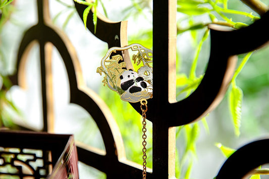 Elegant Chinese Enamel Metal Bookmark – Golden Chain Series (Panda / Rabbit / Koi / Fox)